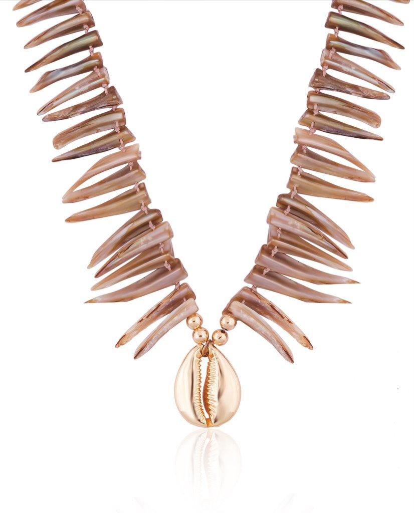 Shades Of The Sand Shell Necklace & Bracelet Set - Bansri Mehta Design
