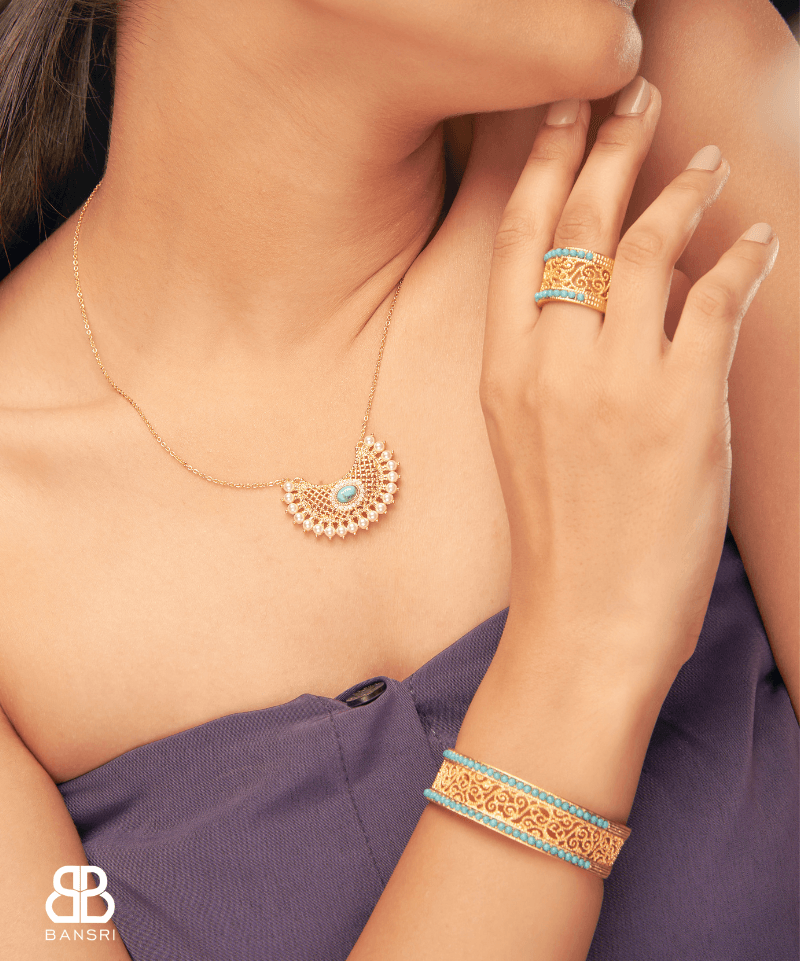 Filigree Carved Crescent Moon Necklace & Earring Set - Bansri Mehta Design