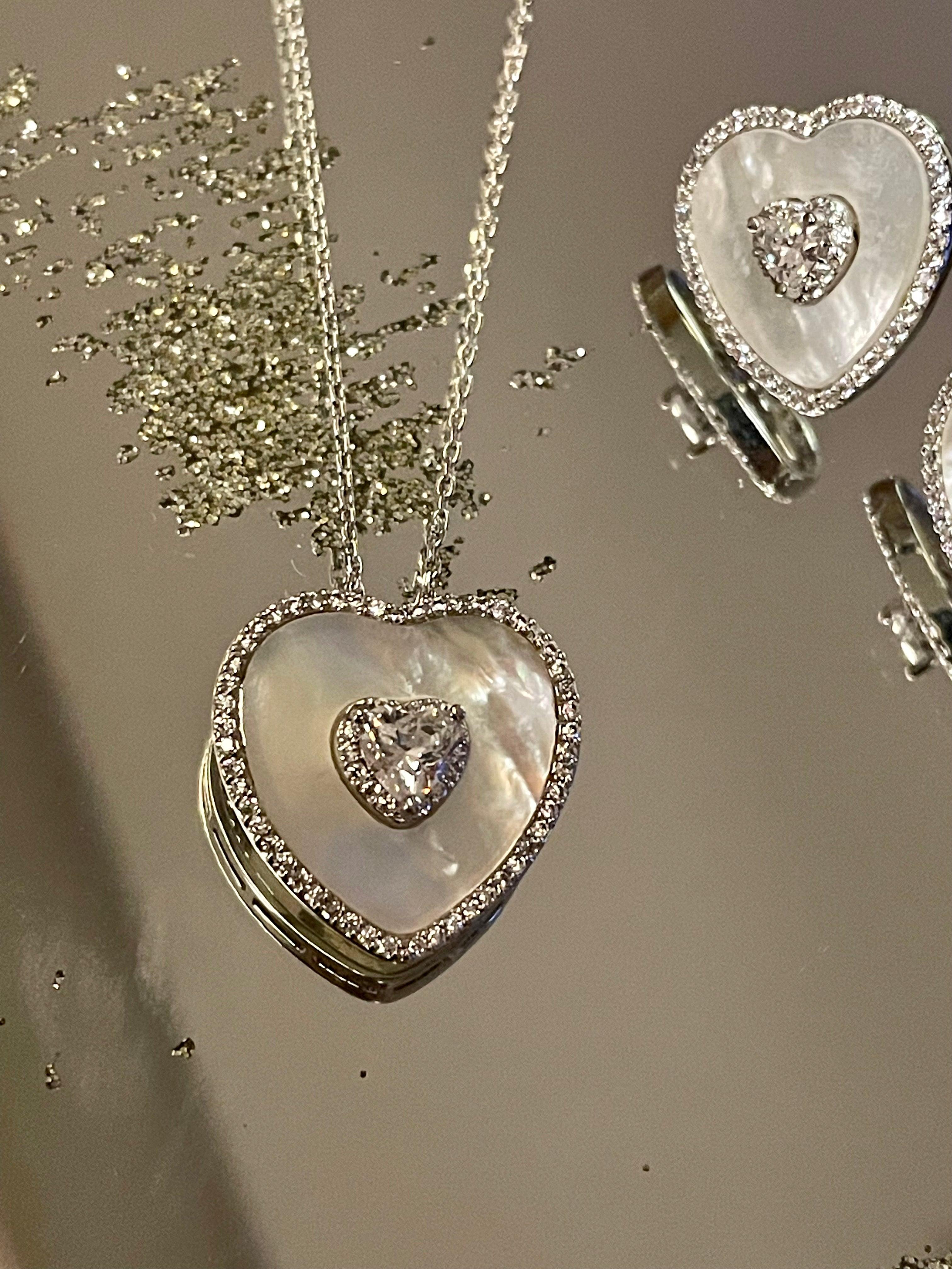 Mother of Pearl Heart Solitaire Necklace & Earring Set - Bansri Mehta Design